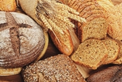 چگونه به کمک نان سبوس دار، مشکلات گوارشی ما بهبود می یابد؟